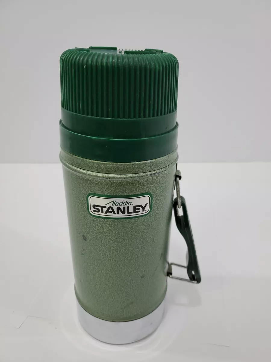 Stanley Classic Wide Mouth 24 Oz Stainless Vacuum Bottle Canteen Thermos  Green