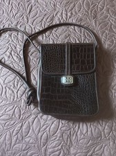 Vintage Brown With Alligator Look Front Cross Bodybag With Snap Closure
