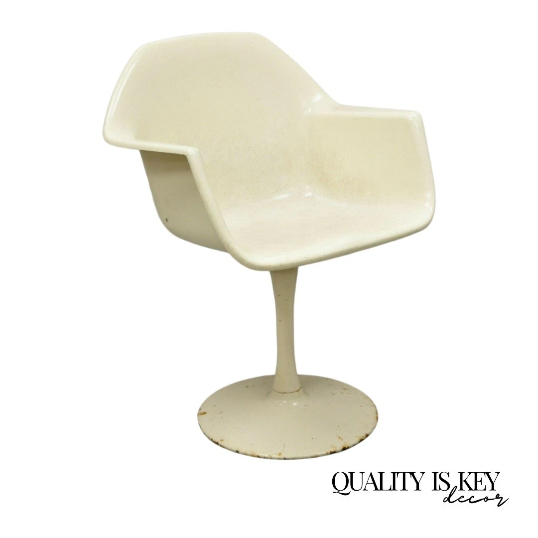 Low profile 2025 tulip swivel chair