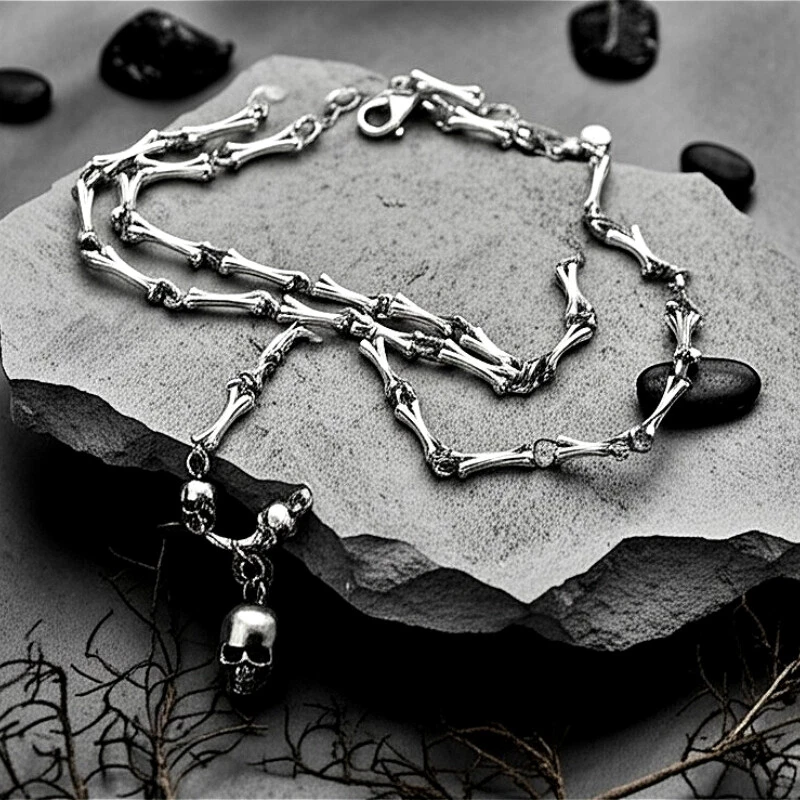 Cadena de collar de motociclista gótico calavera y hueso de plata de ley 925 hecha a mano para HOMBRE Foto 2 de 4