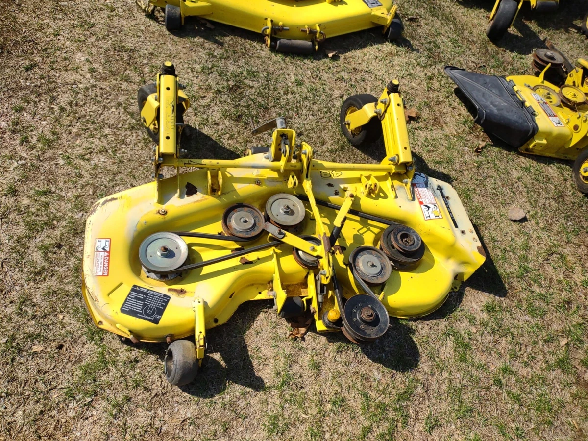 John Deere F525 Mower Deck 48