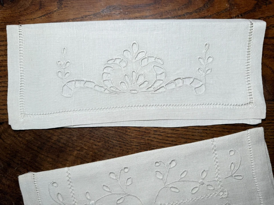 BRODERIE ANCIENNE - ART DE LA TABLE 2 pochettes porte-serviette - lin broderie - Photo 3/4