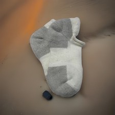 VTG Socks Thorlo 9-11 NOS Crew White Grey Bottom Acrylic Thick 80's 90's USA Low