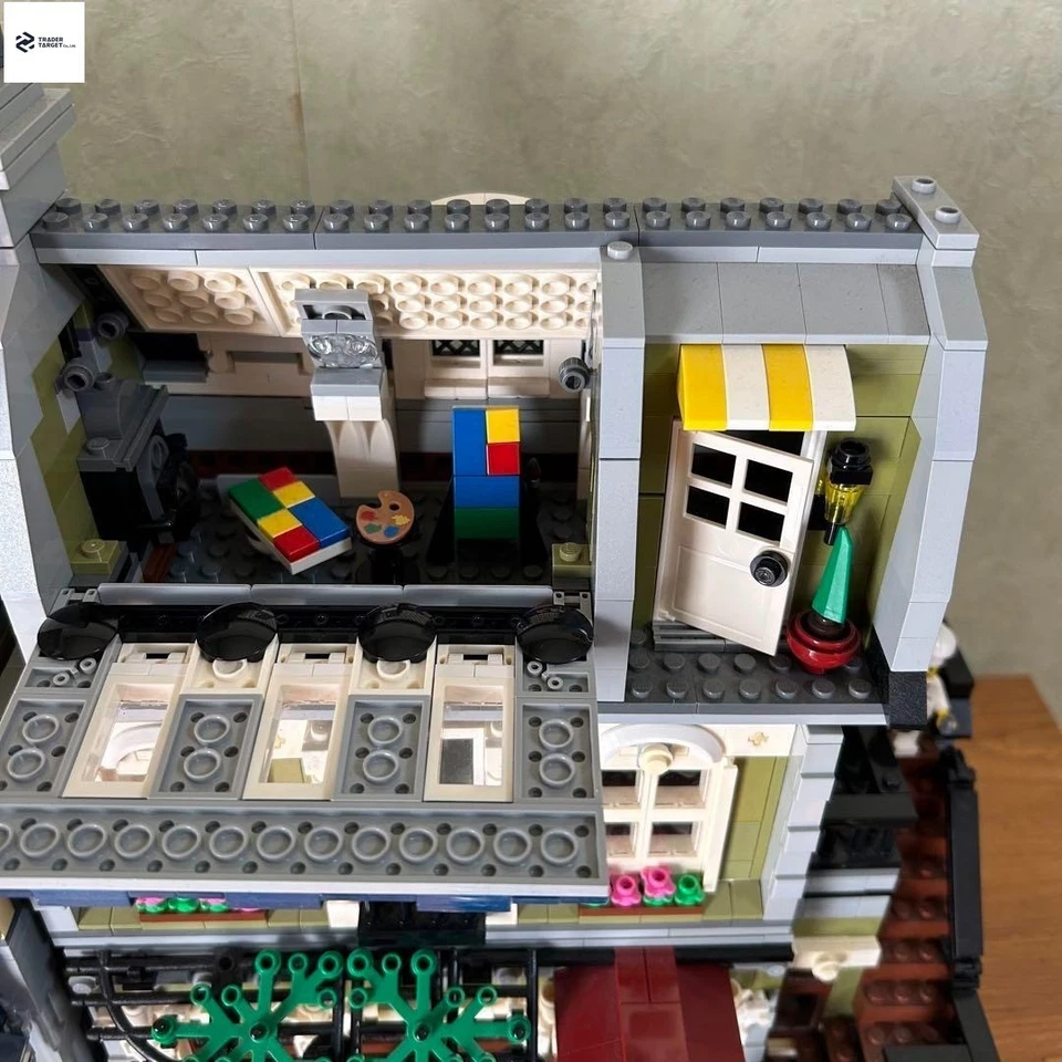 LEGO Creator Expert Modular Buildings Parisian Restaurant 10243 In 2014 Used Ret - Image 2 of 4