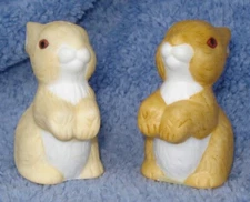 1990s HALLMARK SPECIAL GIFTS BY CROWNING TOUCH BUNNY  SALT & PEPPER SHAKERS-MINT
