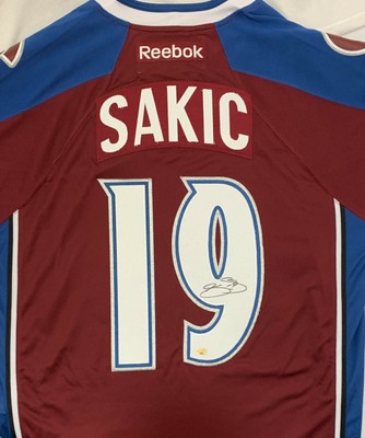 joe sakic jersey