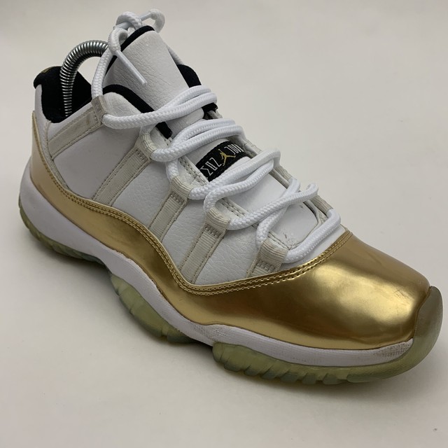 retro 11 ceremony