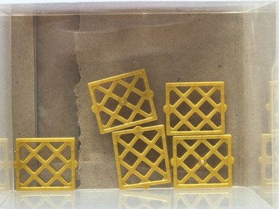 LEGO Parts - Pearl Gold Pane for Window 1 x 2 x 2 Lattice - No 38320 - QTY 5