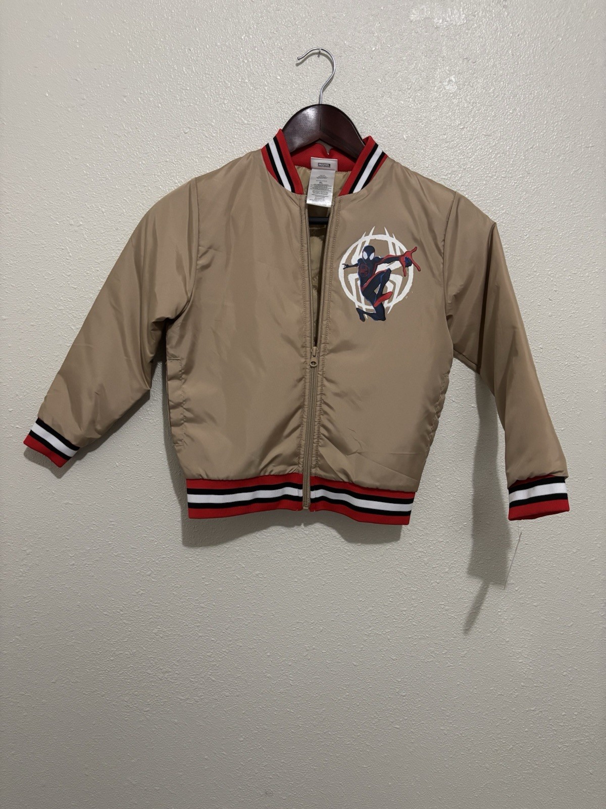 Picture 2 of 8