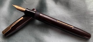 BEAUTIFUL VINTAGE WATERMAN’S LEVER FILLER BURGUNDY LGE 14CT W5 NIB 1940 ENG