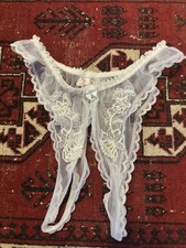 Vtg Fredericks of Hollywood White Lace Sheer Crotchless Panties One Size 80s 90s