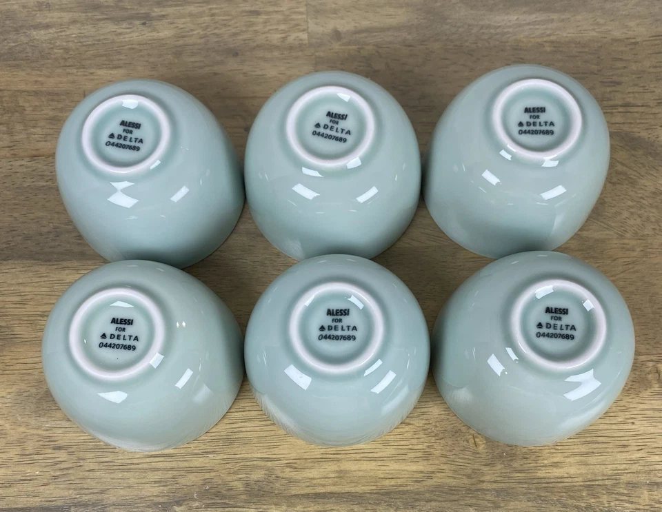 Juego de 6 tazas de té de porcelana de inspiración asiática minimalista Alessi for Delta de 5 oz. Foto 3 de 4
