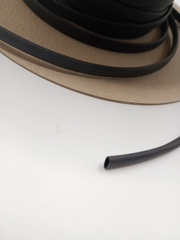 Heat Shrink Tubing Black 3.2mm Sleeve Dia. x 7m Length 2:1 Ratio RS PRO 666-874 - Image 2 of 4