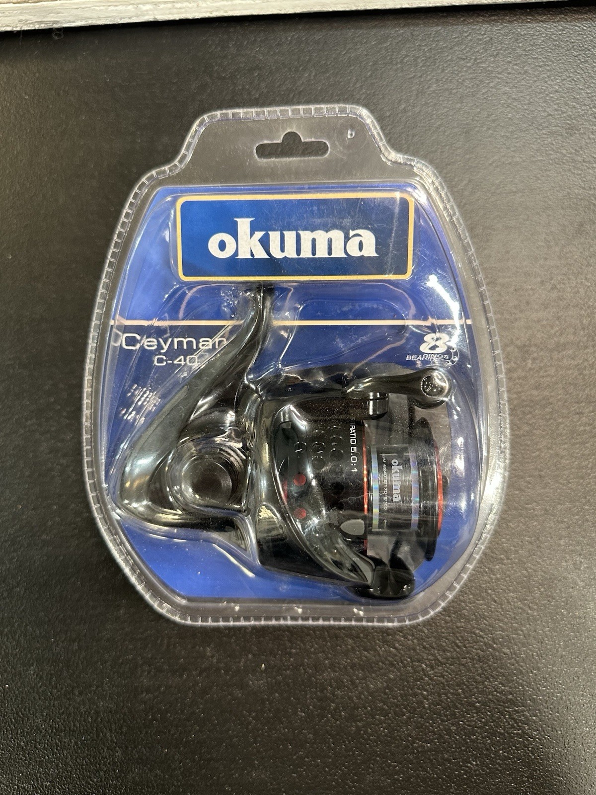 Okuma Ceymar C-40 Spinning Reel Black/Red