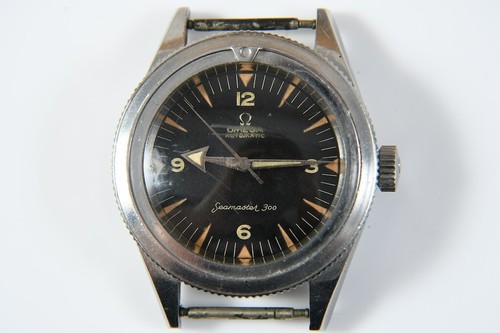P67O14- Omega Seamaster 300 39 mm Automatic Vintage
