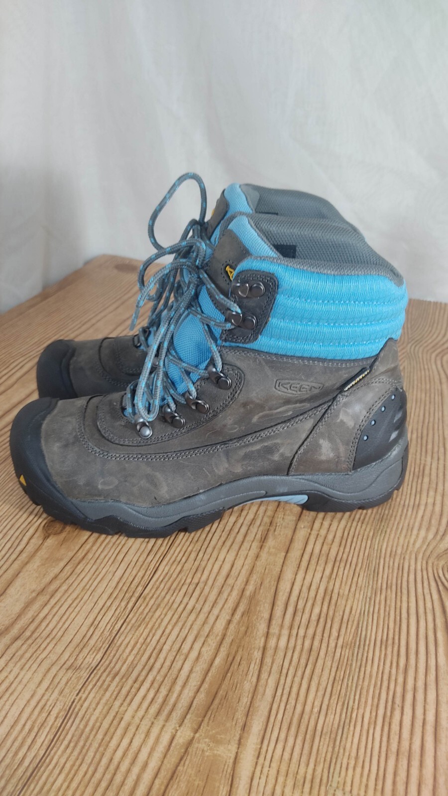Scarpe da trekking Keen donna taglia 8 1 2 Revel II isolate impermeabili 200 grammi