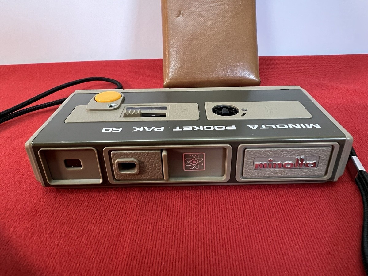VINTAGE 1970's MINOLTA POCKET PAK 60 - 110 FILM CAMERA WITH CASE