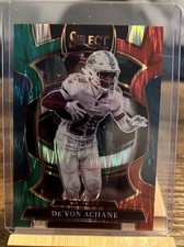De'Von Achane 2025 NFL Select Concourse Red And Green Prizm #81 Miami Dolphins
