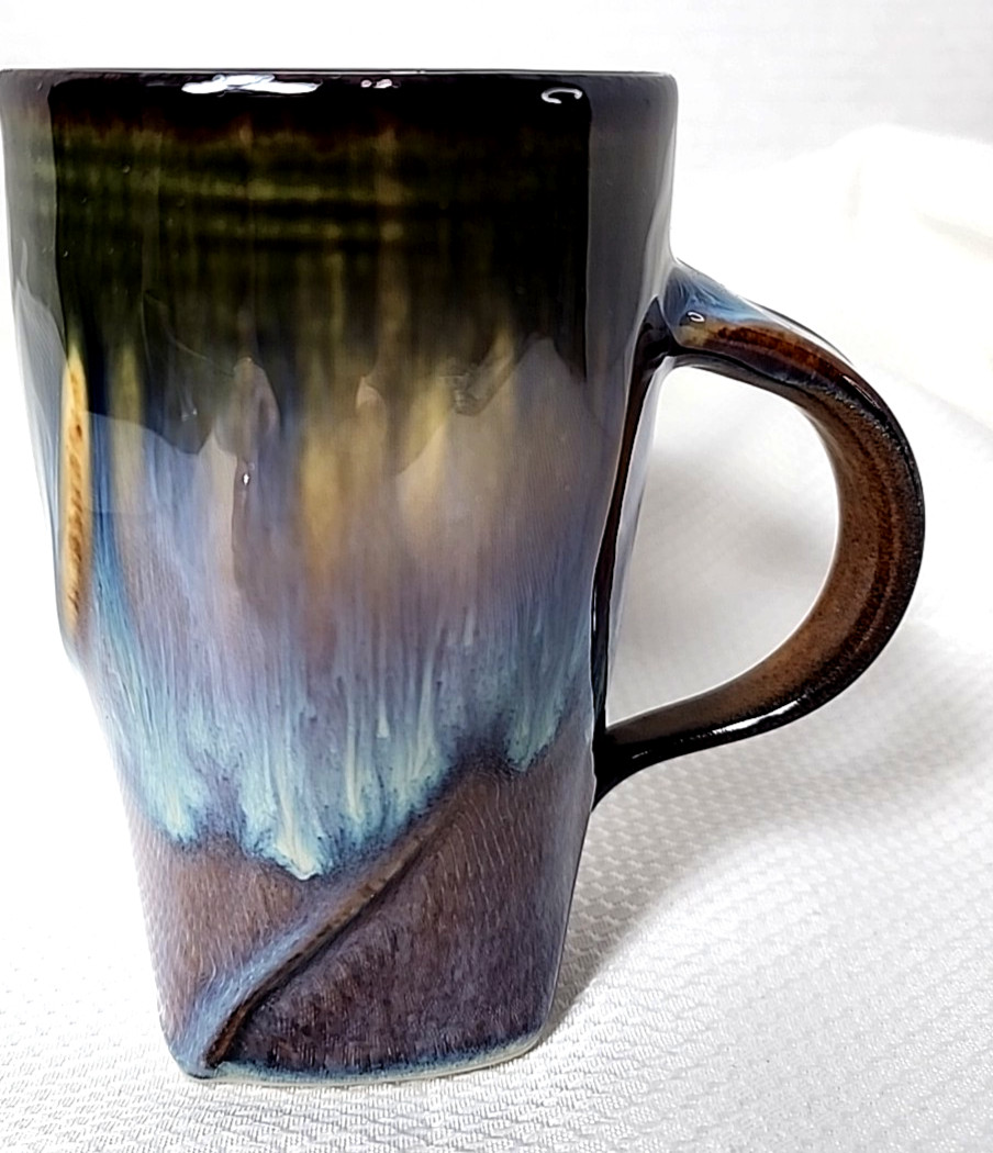 Signed Bill Campbell Studio Pottery Twist Drip Glaze Cup Mug