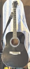 Johnson JG610 Acoustic Guitar Plays and sound...