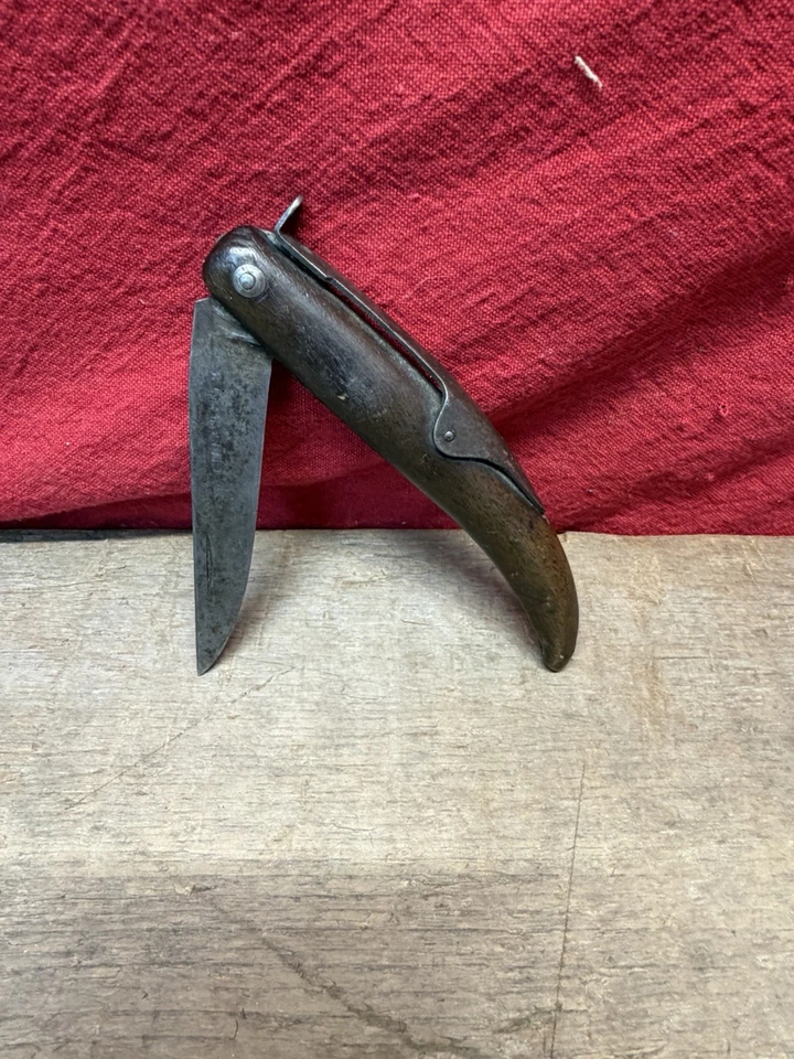 Cuchillo plegable forjado a mano de la era de la guerra revolucionaria del siglo XVIII/principios del XIX Foto 3 de 4