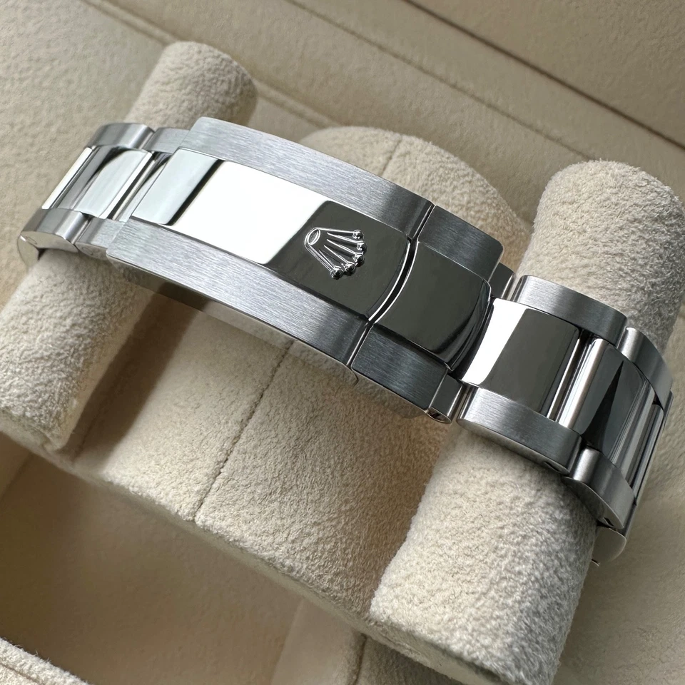 Rolex Datejust 126300 2025 41 mm - Caja y papeles - Wimbledon Foto 4 de 4