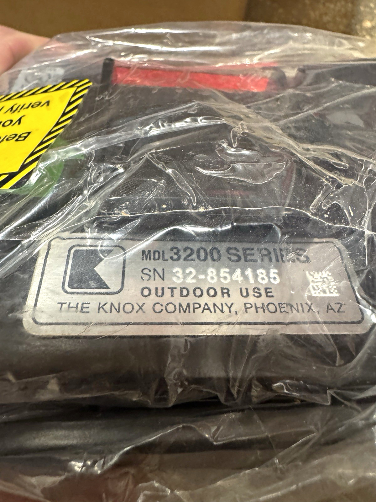 Knox KnoxBox 3200 Series MDL3200 Outdoor Wall Mount Key Storage Box 1-4
