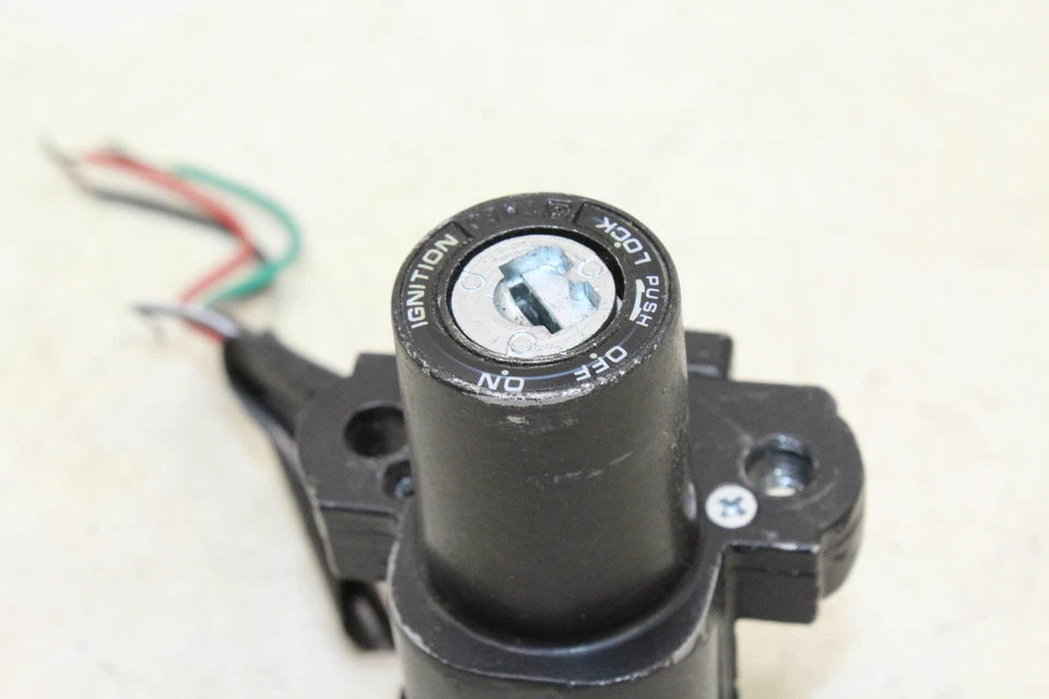 Honda Interceptor 800 Vfr800 2002 ¡Bloqueo de encendido! ¡Sin llave! Foto 3 de 4