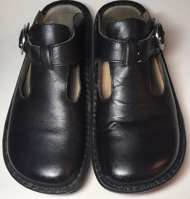 alegria open back clogs