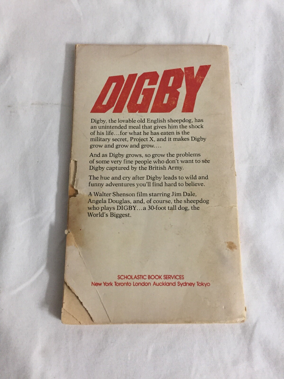 Digby The Biggest Dog in the World by Fennell, Alan 1974 Paperback