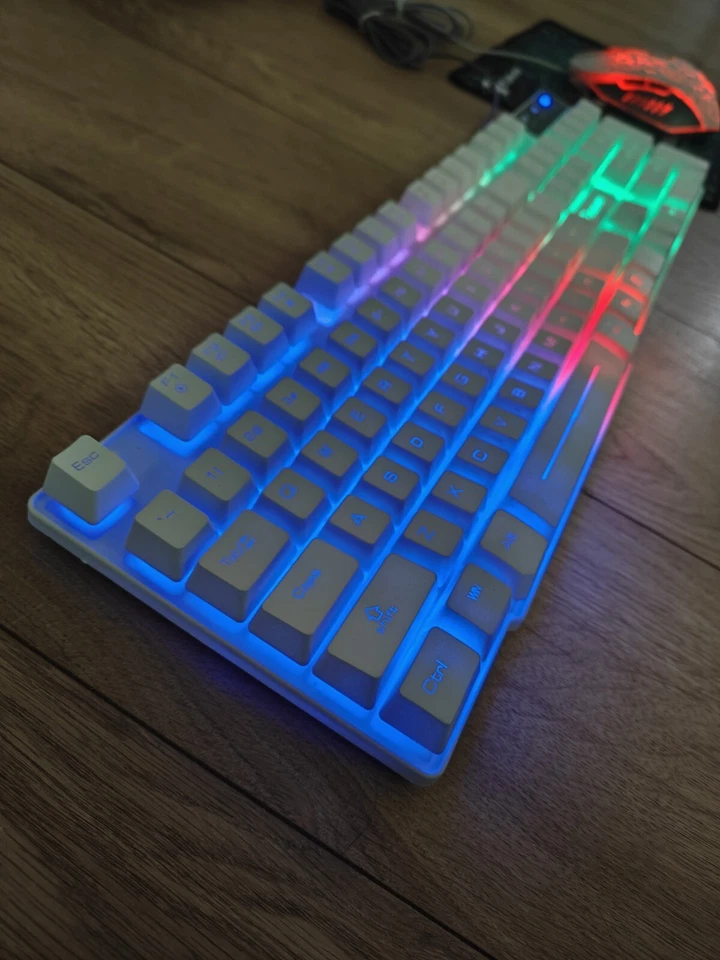 White USB Wired Gaming Keyboard And Mouse Set Combo RGB LED UK for PC, PS - Image 2 of 4