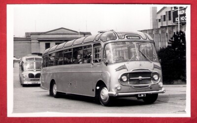 Trainer Foto - Travis's (von Middleton?) GJM3 - 1960 Plaxton Consort Bedford SB3