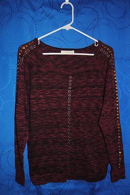 Women's TOWSEN MAROON Black Sweater Size M w Metal Circle Embellishment