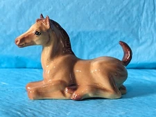 Retired Specialty Hagen Renaker Red Dun Lying Thoroughbred Colt Foal