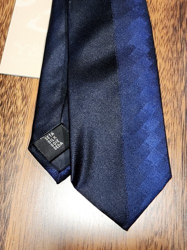 Y And G Blue Black Skinny Silk Tie NWT - Picture 3 of 4