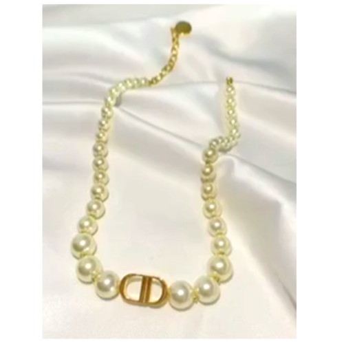 Pearl Chokers Faux Pearl Necklace Pendant CD Fashion Accessories Woman Gift