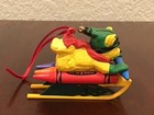 1998 Hallmark "BRIGHT SLEDDING COLORS" Christmas Ornament, Crayola Crayon — photo 6