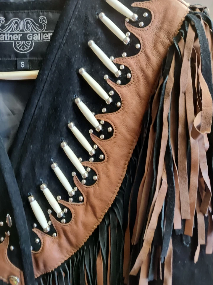 Chaqueta vaquera negra con flecos y borlas de cuero occidental para mujer XXLGRANDE Foto 3 de 4