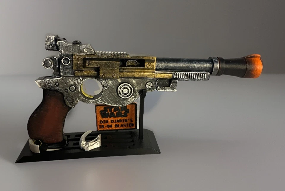 Star Wars Mandalorian y Grogu Blaster IB-94 Escala 1:1 Intercambiable Punta Naranja Foto 2 de 4