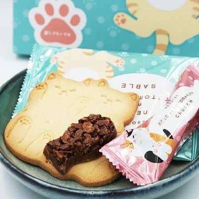 Wakao Neko No Totomakura Cookie & Chocolate 114g/(8pc)貓形餅乾和魚