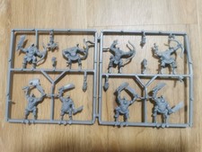 Warhammer Fantasy / Old World Ork Boyz & Ork Arrer 32 Stk. Gußramen Jahr 2000
