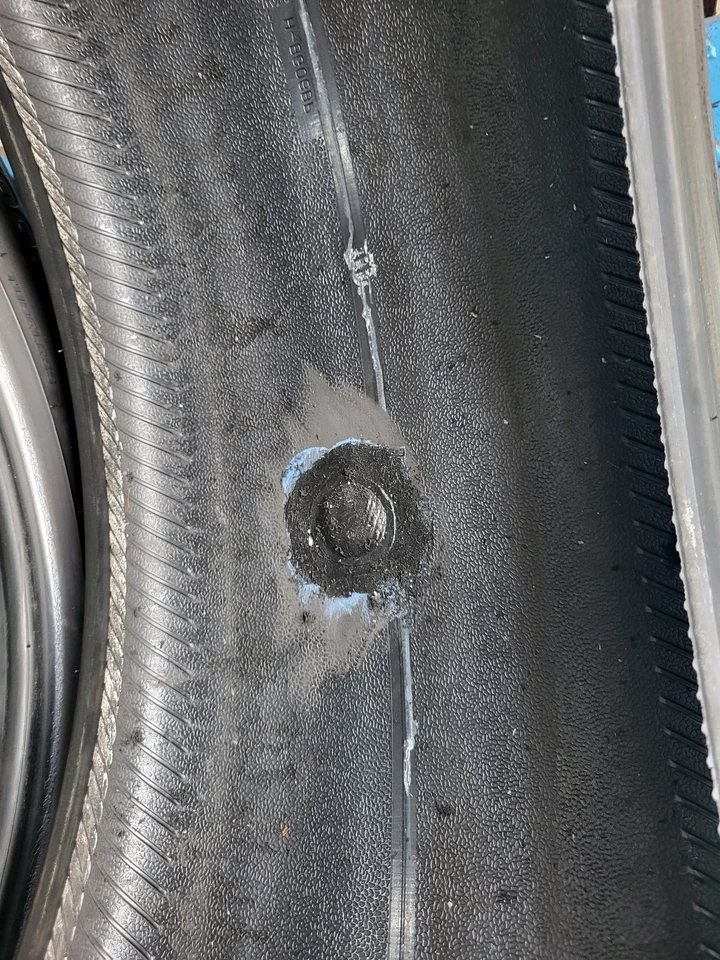 2x 275/35 ZR20 102Y Hankook Ventus S1 evo 3,DOT 0923 mit 5,5 mm Profil - Bild 4 von 4