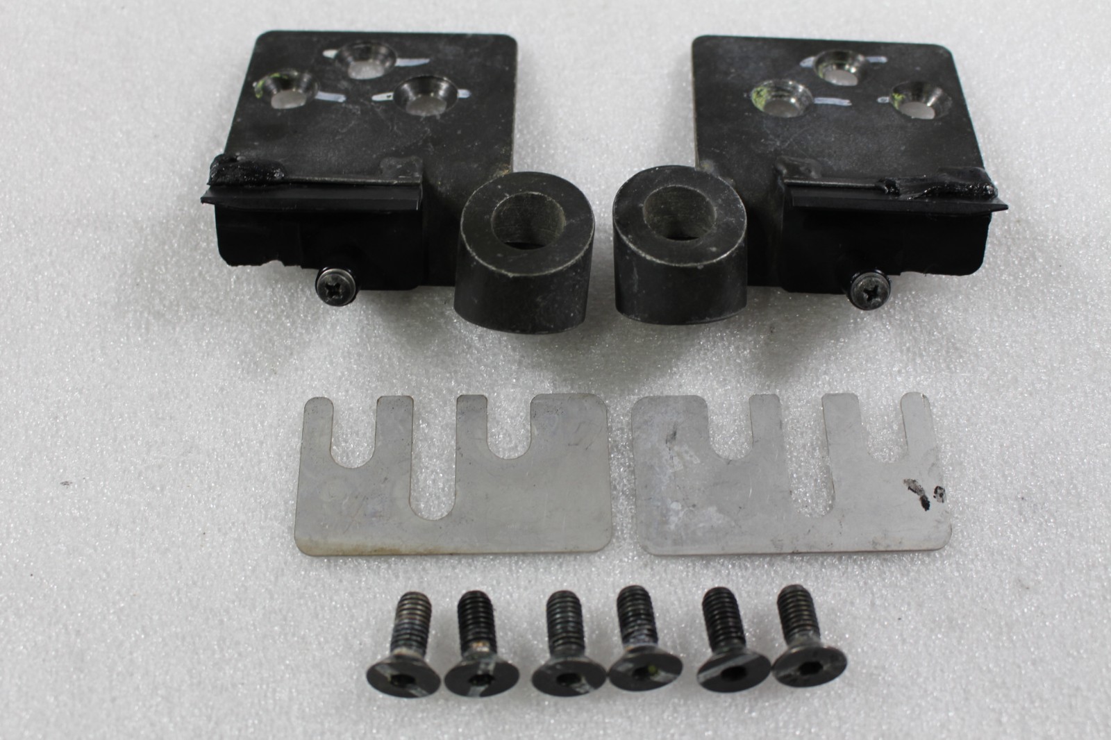 Maserati M138, LH/RH, Support Brackets, Used, P/N 66106500 / 66729700