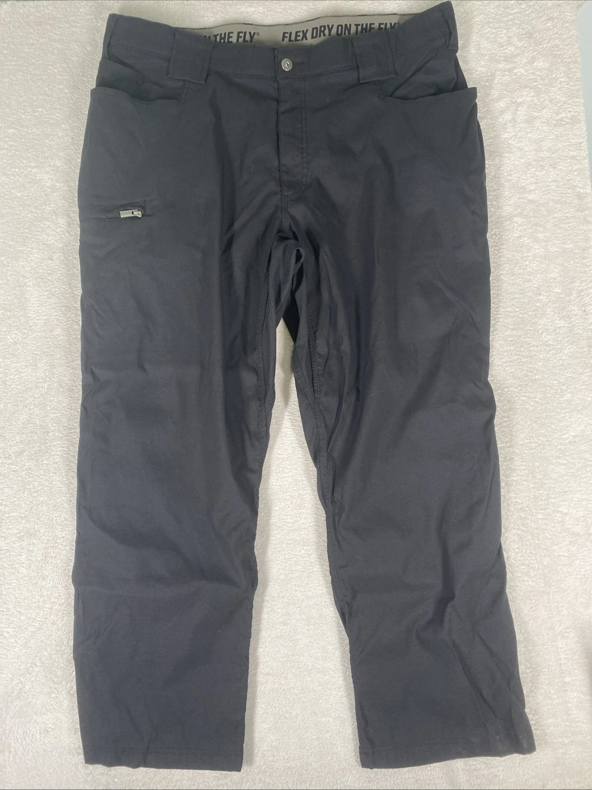 Duluth Trading Co Flex Dry on the Fly Utility Pants Mens 42x30 Relaxed Fit Black
Opens in a new wind