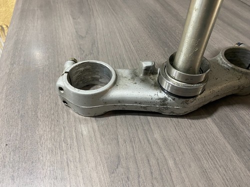HONDA CBR 929 RR Fireblade OEM Standard Top & bottom yoke triple tree (#2) - Picture 15 of 20