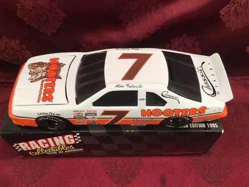 ALAN KULWICKI #7 Ford Thunderbird Hooters 1992 1/24 Bank 1/64 HO Car RCCA SET - Picture 4 of 10