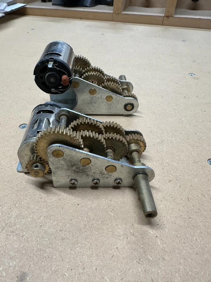 Matomart Brass Gearbox With Bearings For HL Tiger I and other Tanks - Image 3 of 3