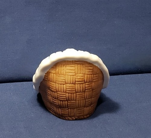 Enesco Bionda in culla per bambina che cresce - Foto 4 di 6