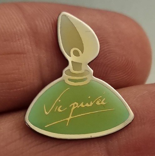 LE RELAIS DE Pamfou Pin's Rare, Collection, Vintage Collector EUR 9,99