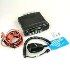 Motorola GM360 Mobilfunkgerät VHF 136 - 174 MHz / inkl. Mikrofon + KFZ-Kabel NEU